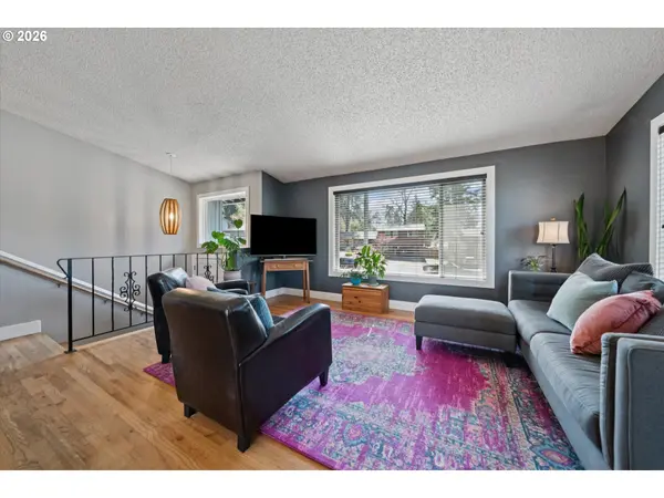 12221 SW TAYLOR CT, Portland, OR 97225