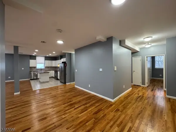 610 Devon St #3, Kearny Town, NJ 07032