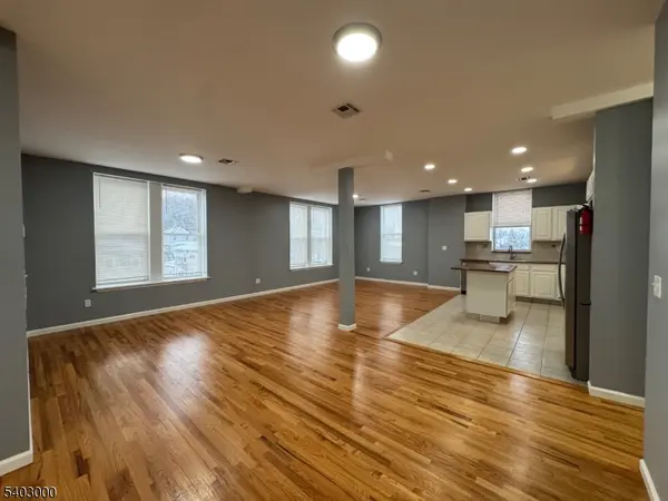 610 Devon St #3, Kearny Town, NJ 07032