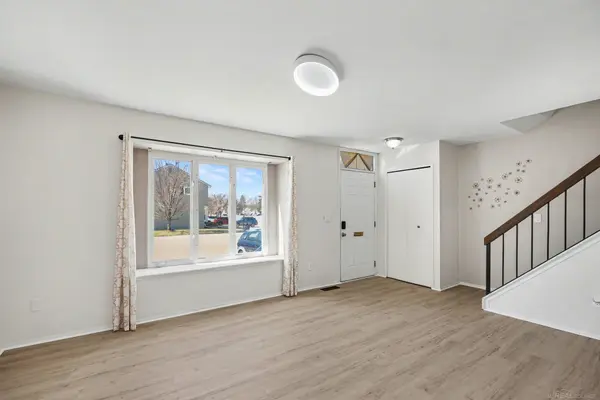 37586 Charter Oaks BLVD, Clinton Twp, MI 48036