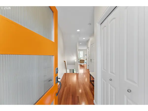 4 NORTHVIEW CT, Lake Oswego, OR 97035