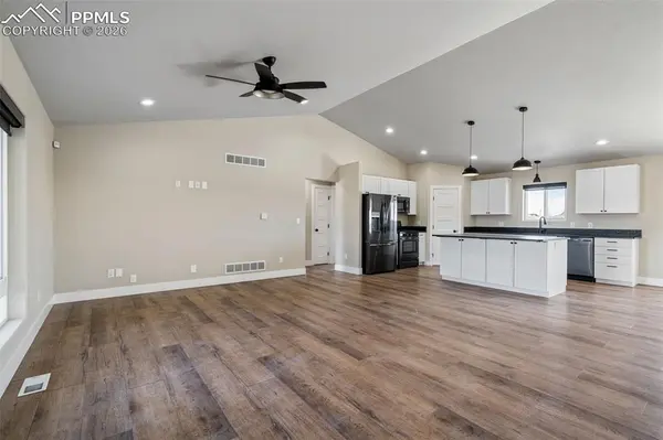 1154 E Laramie AVE, Pueblo West, CO 81007