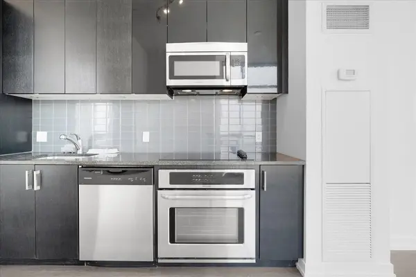 98 Lillian ST #3314, Toronto C10, ON M4S 0A5