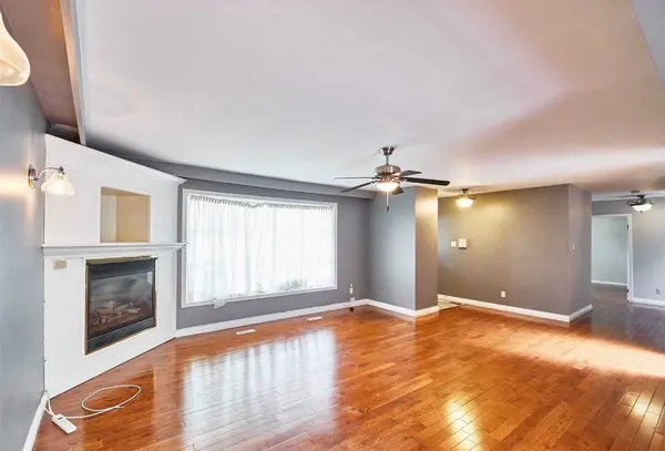 439 Kingston RD, Ajax, ON L1S 6L7