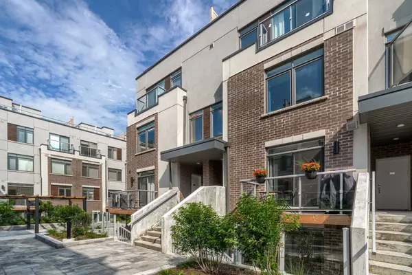 3062 Sixth Line #341, Oakville, ON L6M 1P8