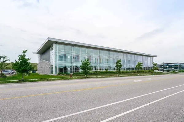 4645 Palladium WAY, Burlington, ON L7M 0W9