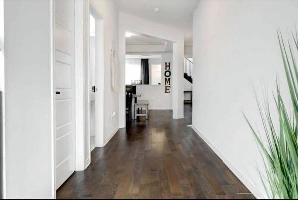 19 Malcolm CRES, Haldimand, ON N3W 0C8