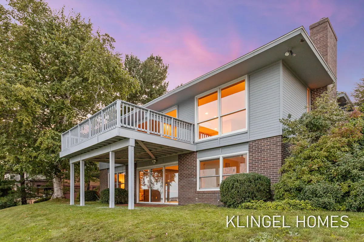 777 Ruddiman DR, North Muskegon City, MI 49445