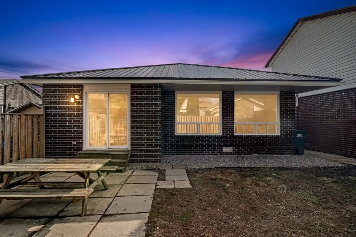 9190 Blencarn CT, Windsor, ON N8S 4L3