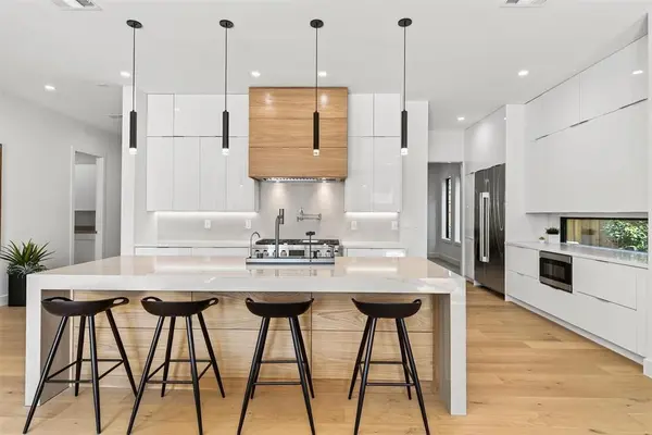 7619 Robin Road, Dallas, TX 75209