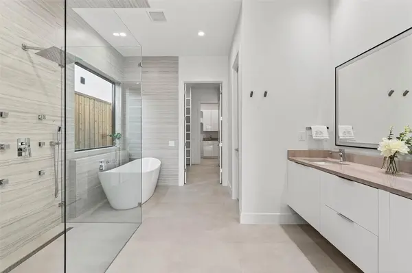 7619 Robin Road, Dallas, TX 75209