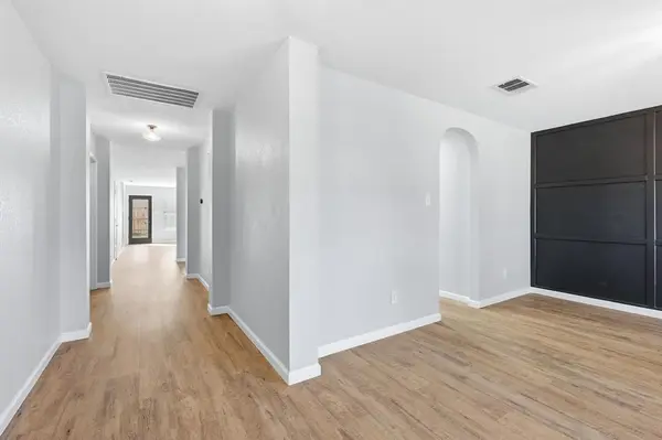 10733 Kittering Trail, Fort Worth, TX 76052