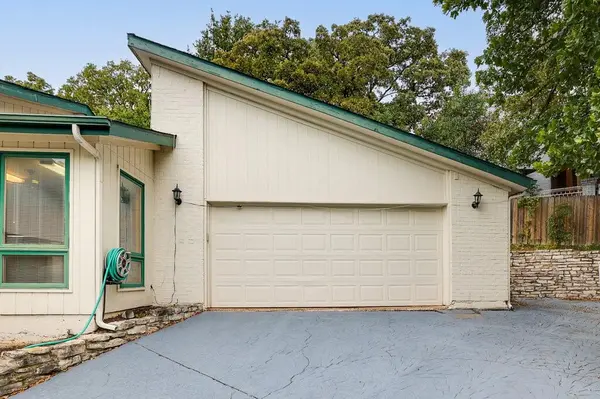 1405 Blackhill Court, Arlington, TX 76012