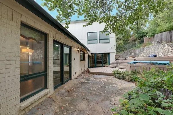 1405 Blackhill Court, Arlington, TX 76012