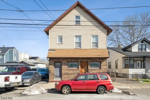 77 Maple Ave, Wallington Boro, NJ 07057