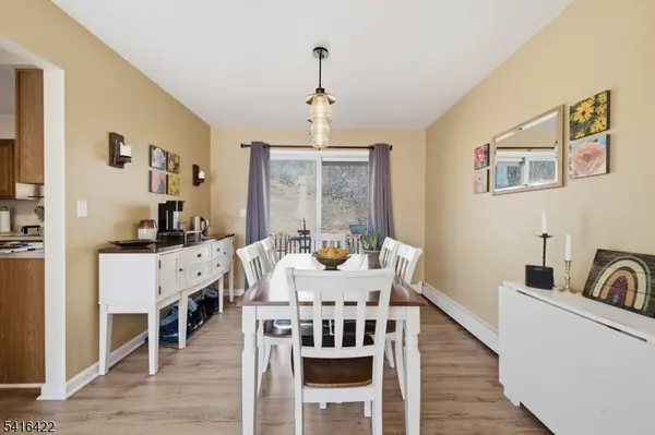 7 Summer Ln, Knowlton Twp., NJ 07832