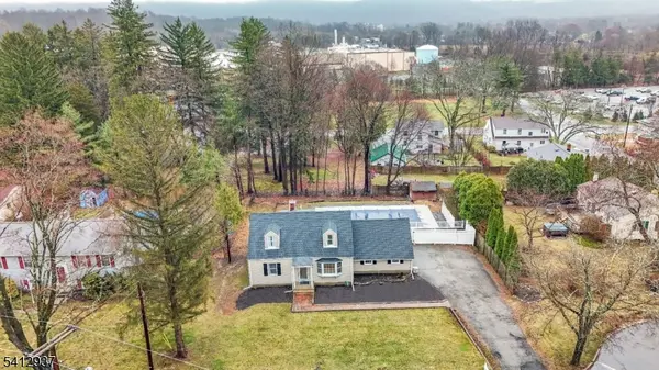 802 E Prospect St, Hackettstown Town, NJ 07840