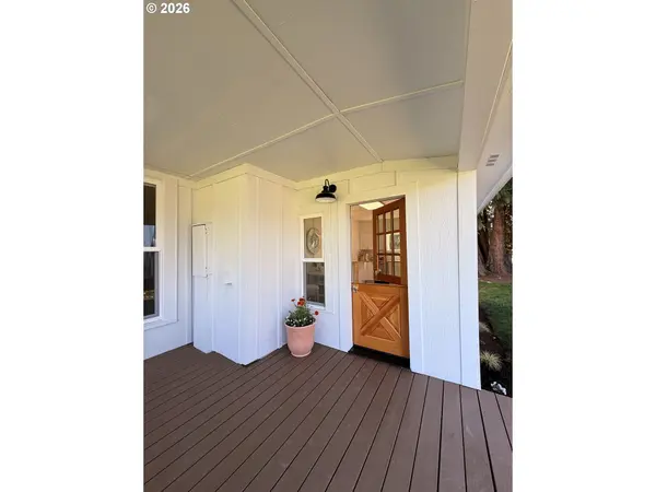 21811 COLE LN, Aurora, OR 97002