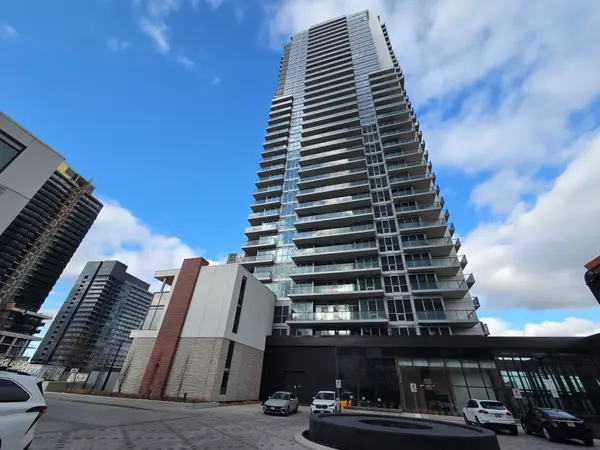 95 Mcmahon DR #707, Toronto C15, ON M2K 0H1