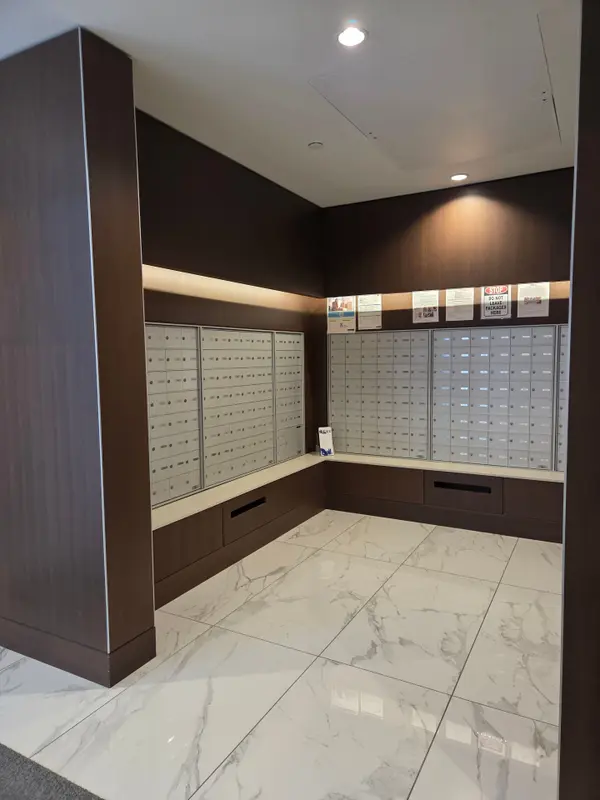 95 Mcmahon DR #707, Toronto C15, ON M2K 0H1