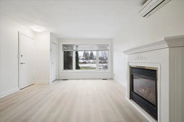 355 Oshawa BLVD N #Main, Oshawa, ON L1G 5T2