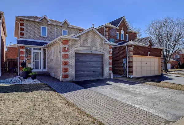 9 Card ST, Ajax, ON L1T 3V1