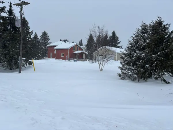 2343 Genier RD, Cochrane, ON P0L 1C0