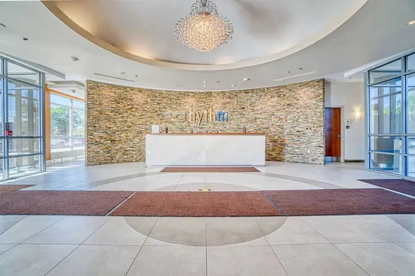 215 Queen ST E #503, Brampton, ON L4W 0A9