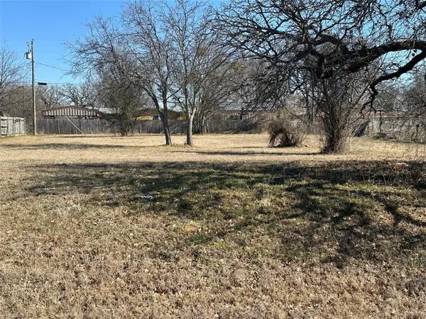 4229 N Main Street, Cleburne, TX 76058