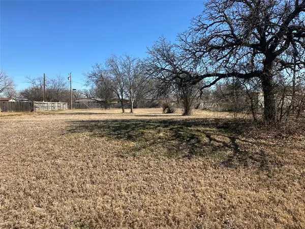 4229 N Main Street, Cleburne, TX 76058