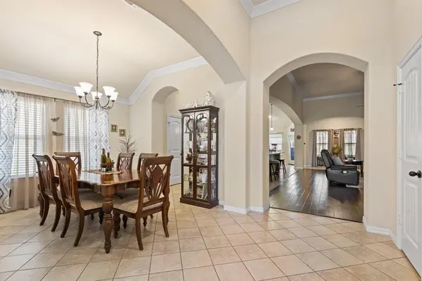 8901 Hillview Drive, Godley, TX 76044