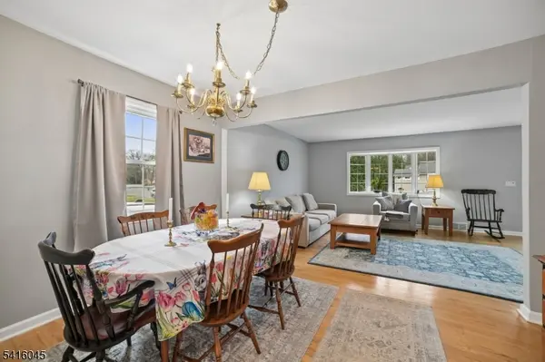 34 Maclennon Pl, Fanwood Boro, NJ 07023