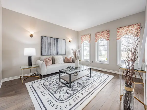 51 Hanson CRES, Whitby, ON L1M 2K9