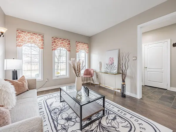 51 Hanson CRES, Whitby, ON L1M 2K9