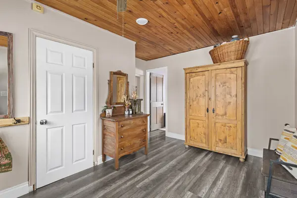 1114 Scotch Corners RD, Beckwith, ON K7C 3P1