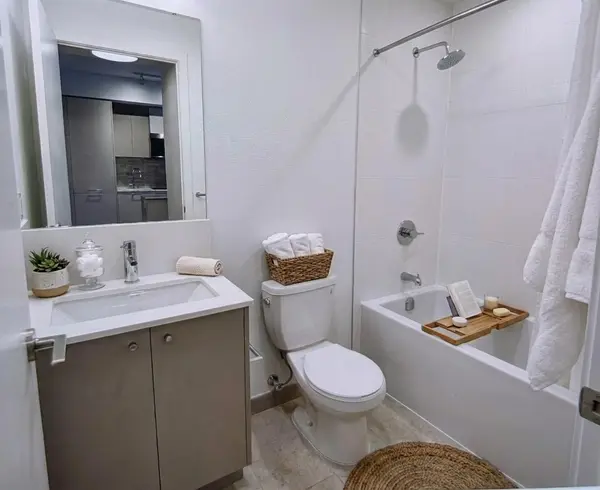 30 Dreamers WAY #653, Toronto C08, ON M5A 0Y7