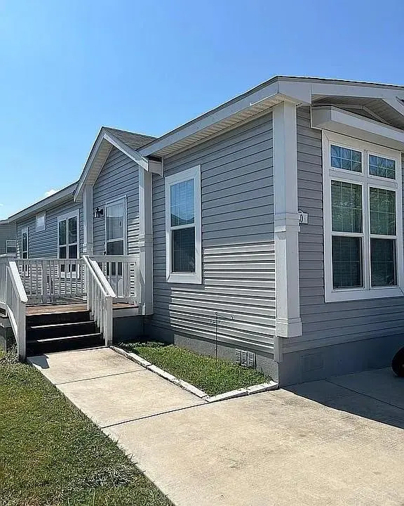 40 Eagle Creek  244 Drive, Kyle, TX 78640