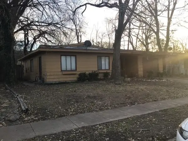 5729 Fursman Avenue, Fort Worth, TX 76114