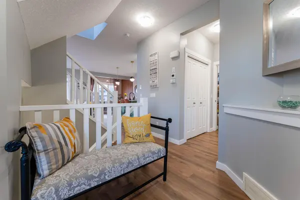 354 Kings Heights DR SE, Airdrie, AB T4A 0S1