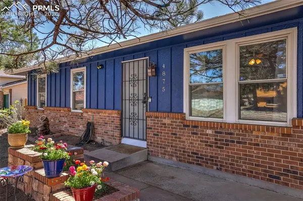 4875 Gatewood DR, Colorado Springs, CO 80916