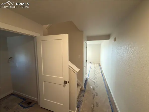 741 Little Bear GRV, Colorado Springs, CO 80907