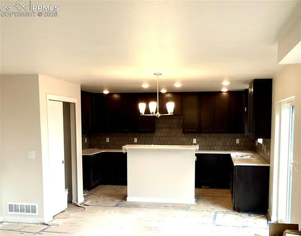 741 Little Bear GRV, Colorado Springs, CO 80907