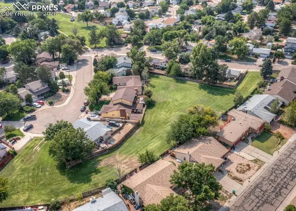 7 Briargate TER, Pueblo, CO 81001