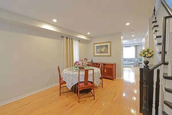 48 Ayhart ST, Markham, ON L6E 1H4