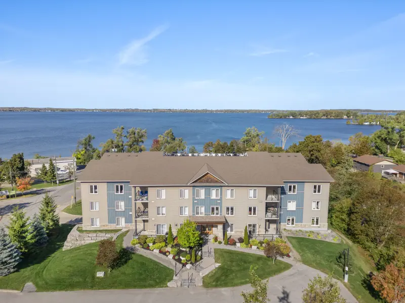 94 Francis ST W #301, Kawartha Lakes, ON K0M 1N0