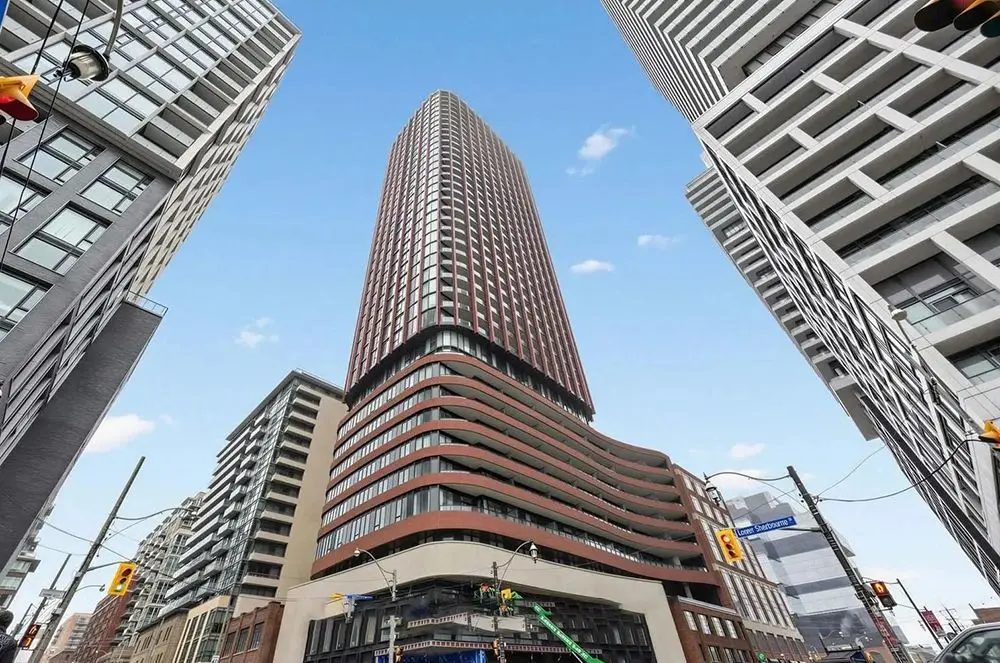 180 Front ST E #2807, Toronto C08, ON M5A 0K9