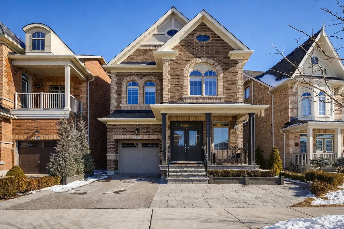 35 Bright Land DR, Vaughan, ON L4H 4J2
