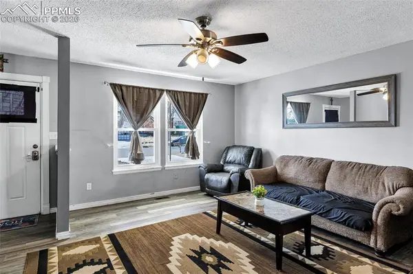 2256 Glenwood CIR, Colorado Springs, CO 80909