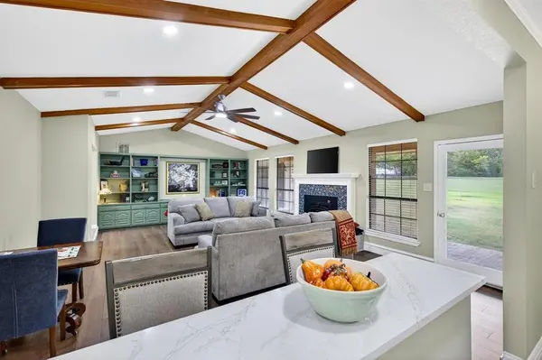 8009 Wood Lane, Terrell, TX 75160