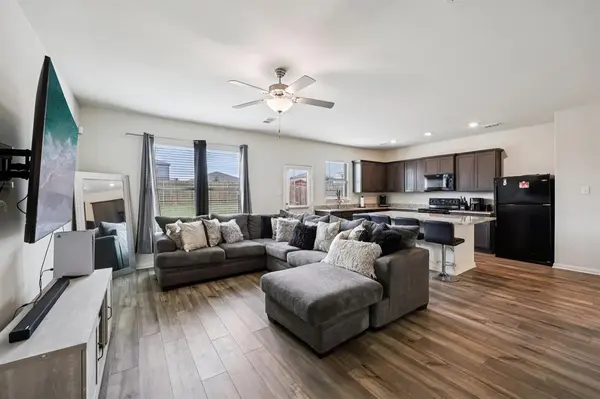 1927 Churchill Downs Drive, Seagoville, TX 75159